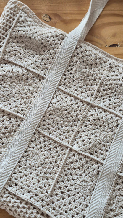 Bolso tejido a crochet